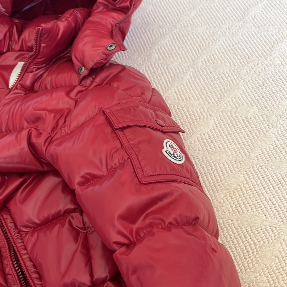 MONCLER red jacket - Picture 8 of 13